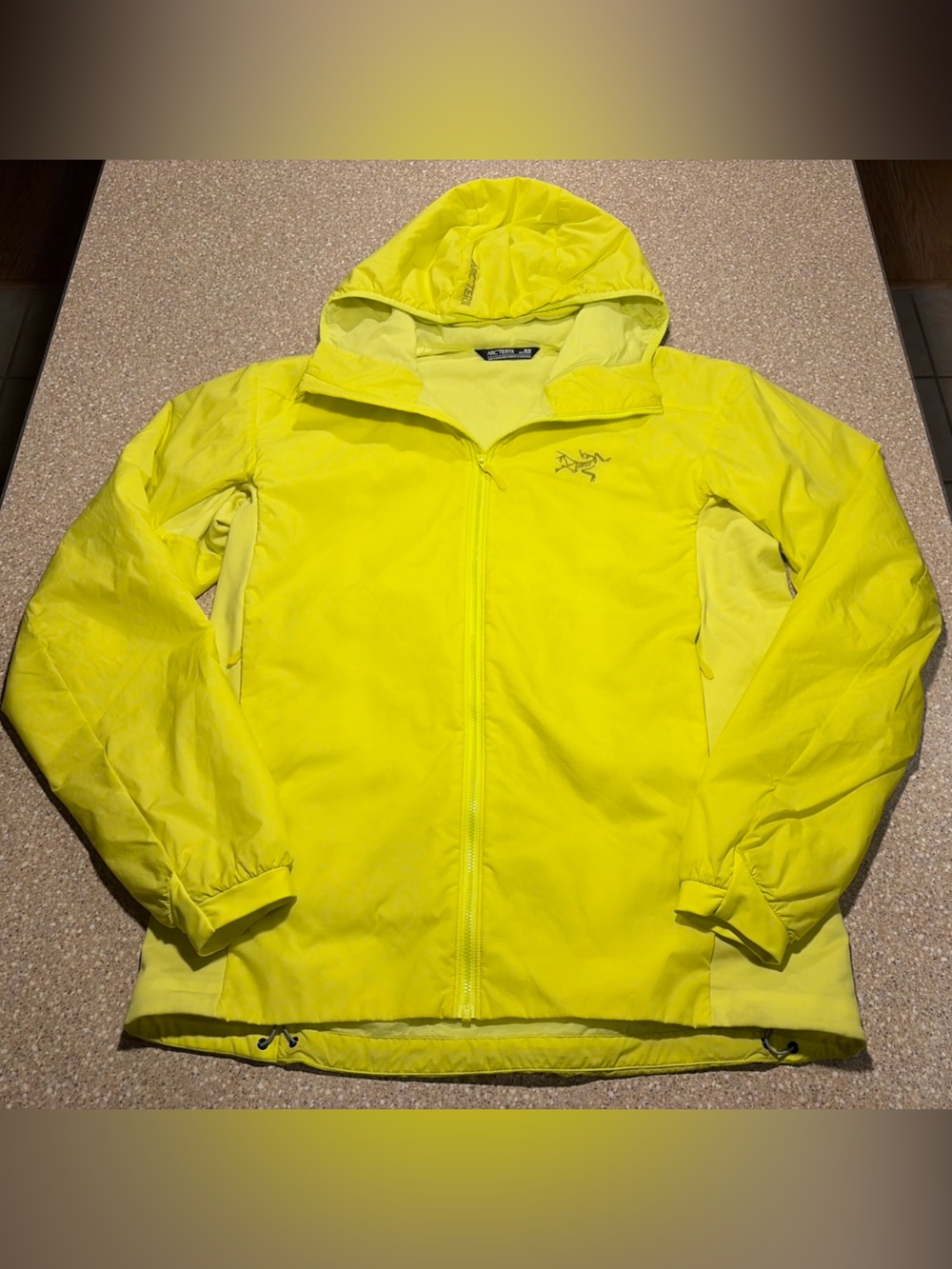 EUC Arc’teryx Atom Hoody Jacket Yellow Men’s Medium (M)
